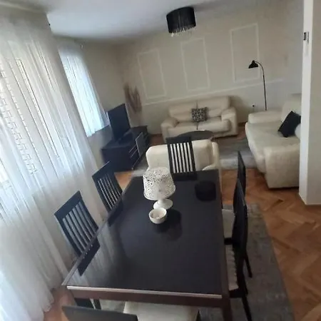 Urban Διαμέρισμα *